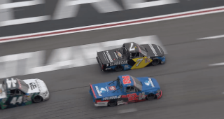 Kyle Busch bests Stewart Friesen by 0.017 seconds to win Truck race at Atlanta